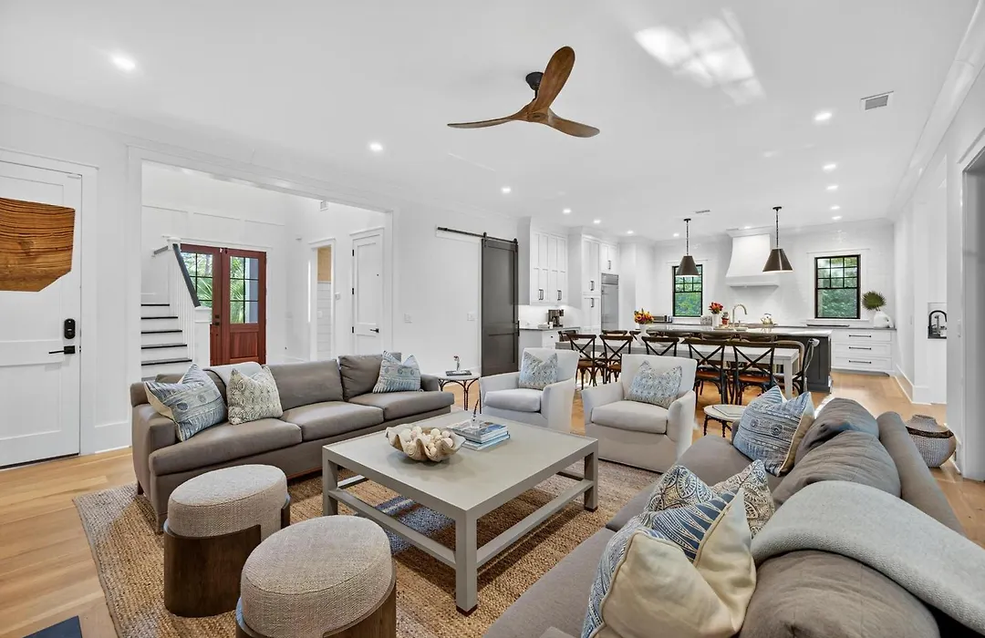 401 Snowy Egret Lane-1